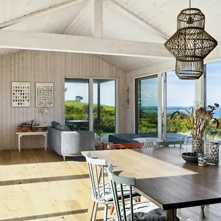 Modern With Sea View In Nordic Style Сasa de vacaciones