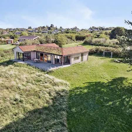 Modern With Sea View In Nordic Style Сasa de vacaciones *