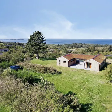 Modern With Sea View In Nordic Style Сasa de vacaciones Fårevejle